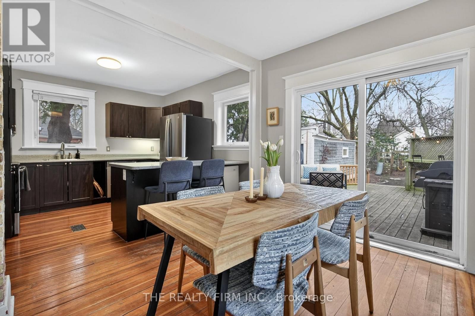 567 ROSEDALE STREET Image 14