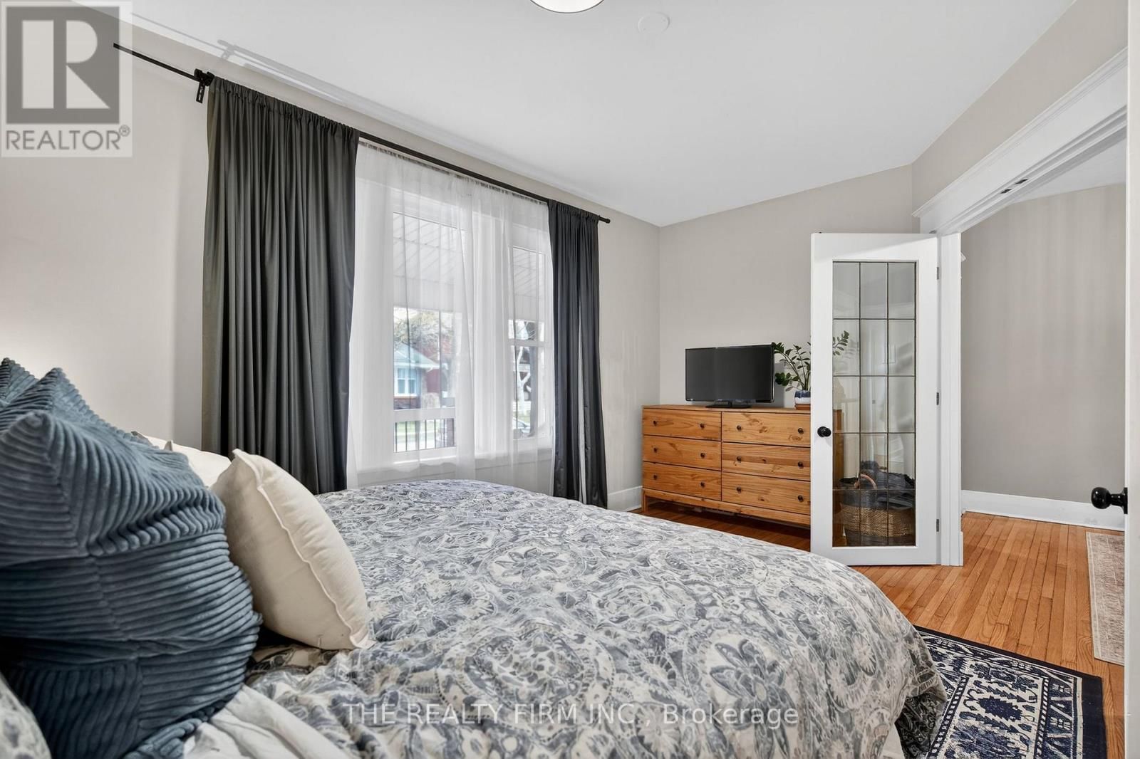 567 ROSEDALE STREET Image 18