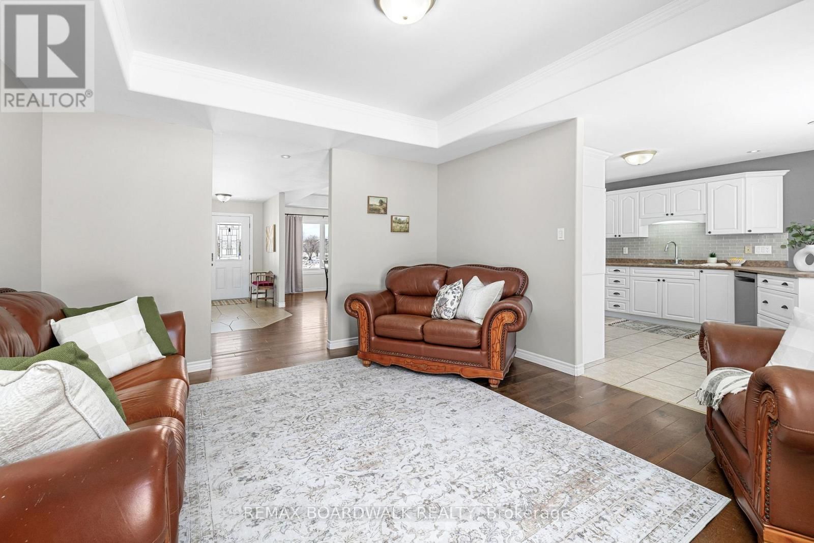 157 MACPHERSON WAY, RR #7 WAY Image 15