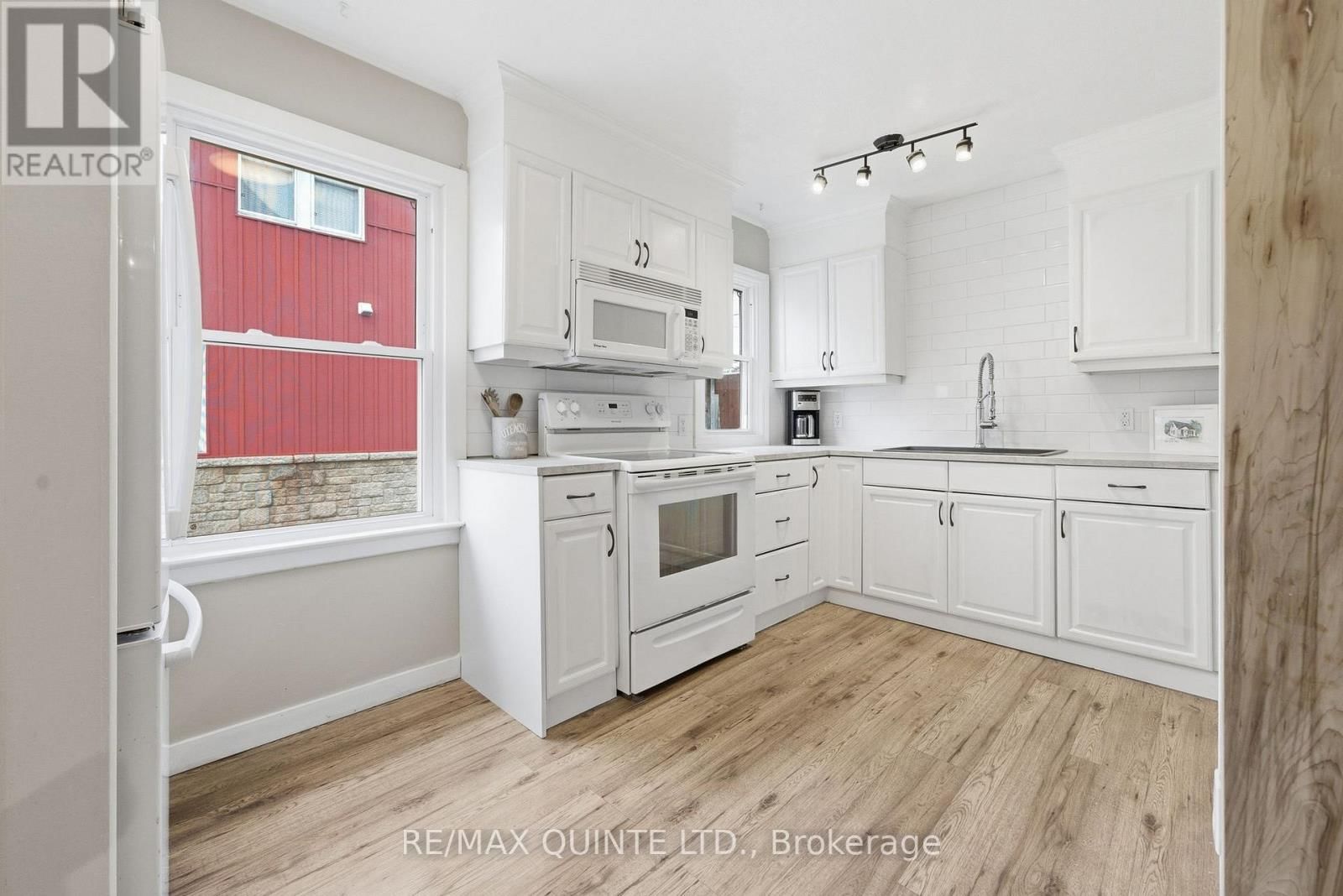 169 NORTH STREET Image 18