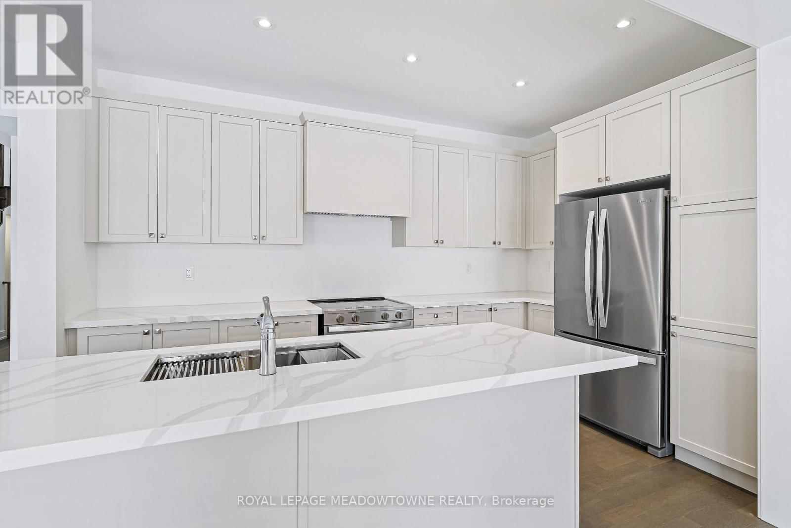 43 HENSHAW DRIVE Image 28