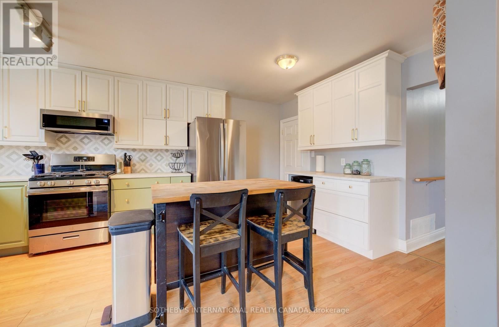 425 ST. PATRICK STREET Image 6