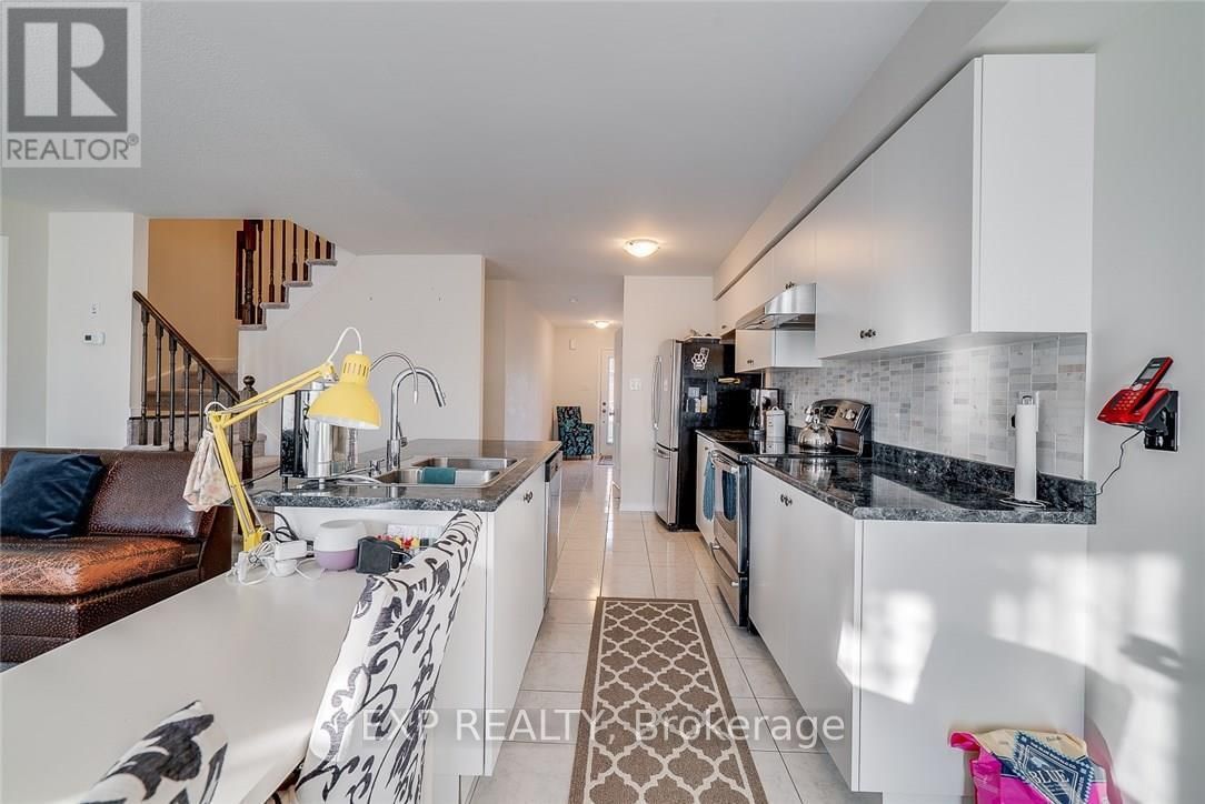 8482 HICKORY LANE Image 10