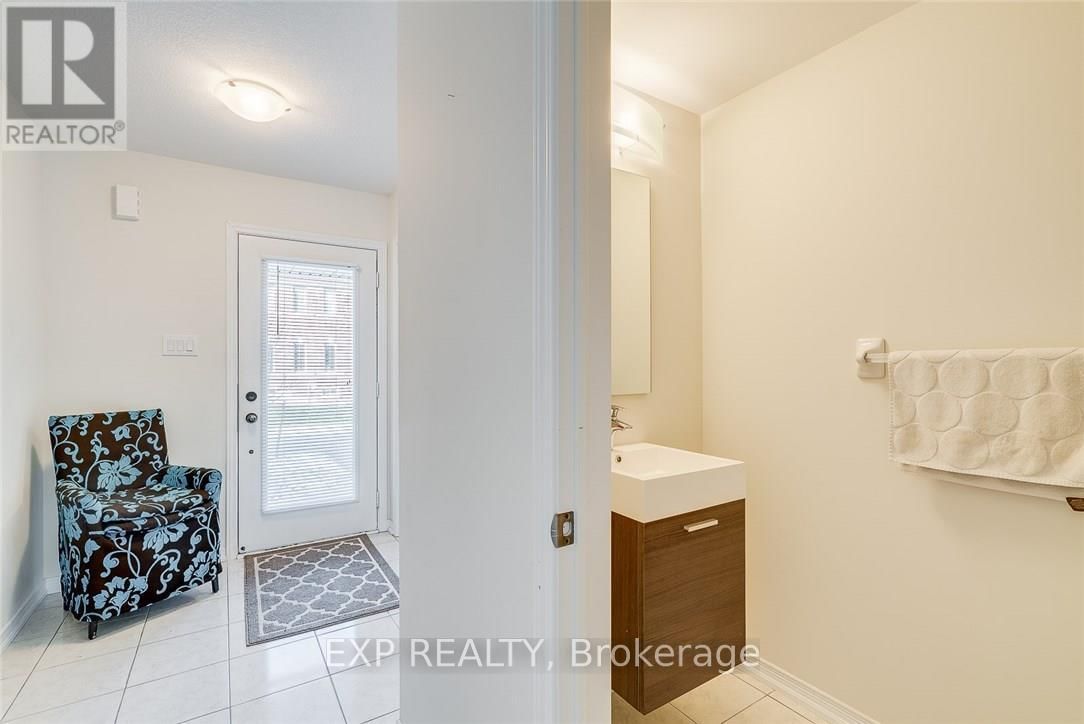 8482 HICKORY LANE Image 11