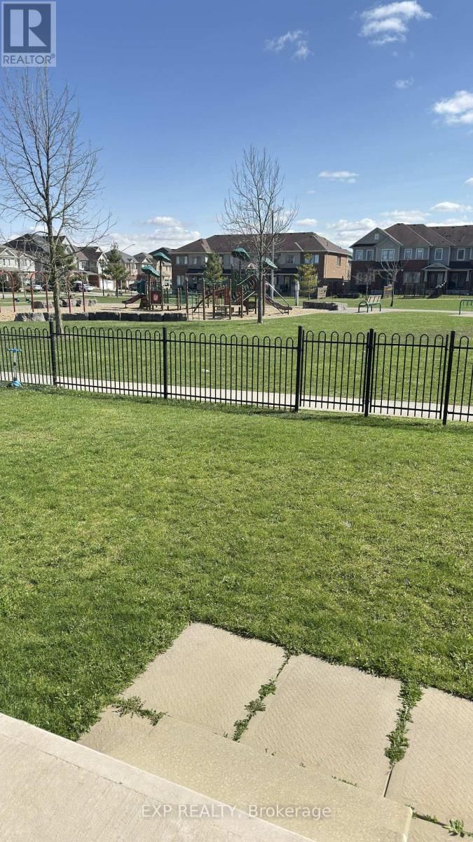 8482 HICKORY LANE Image 24