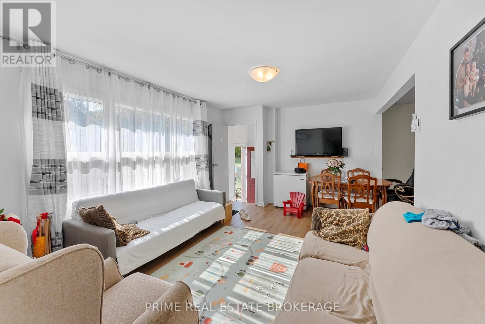 231 GREENWOOD AVENUE Image 36