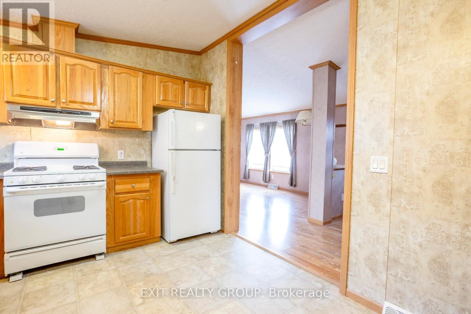 5-152 CONCESSION ROAD 11 W Image 9