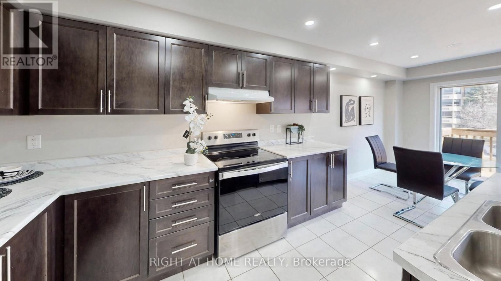 23 - 755 LINDEN DRIVE Image 18