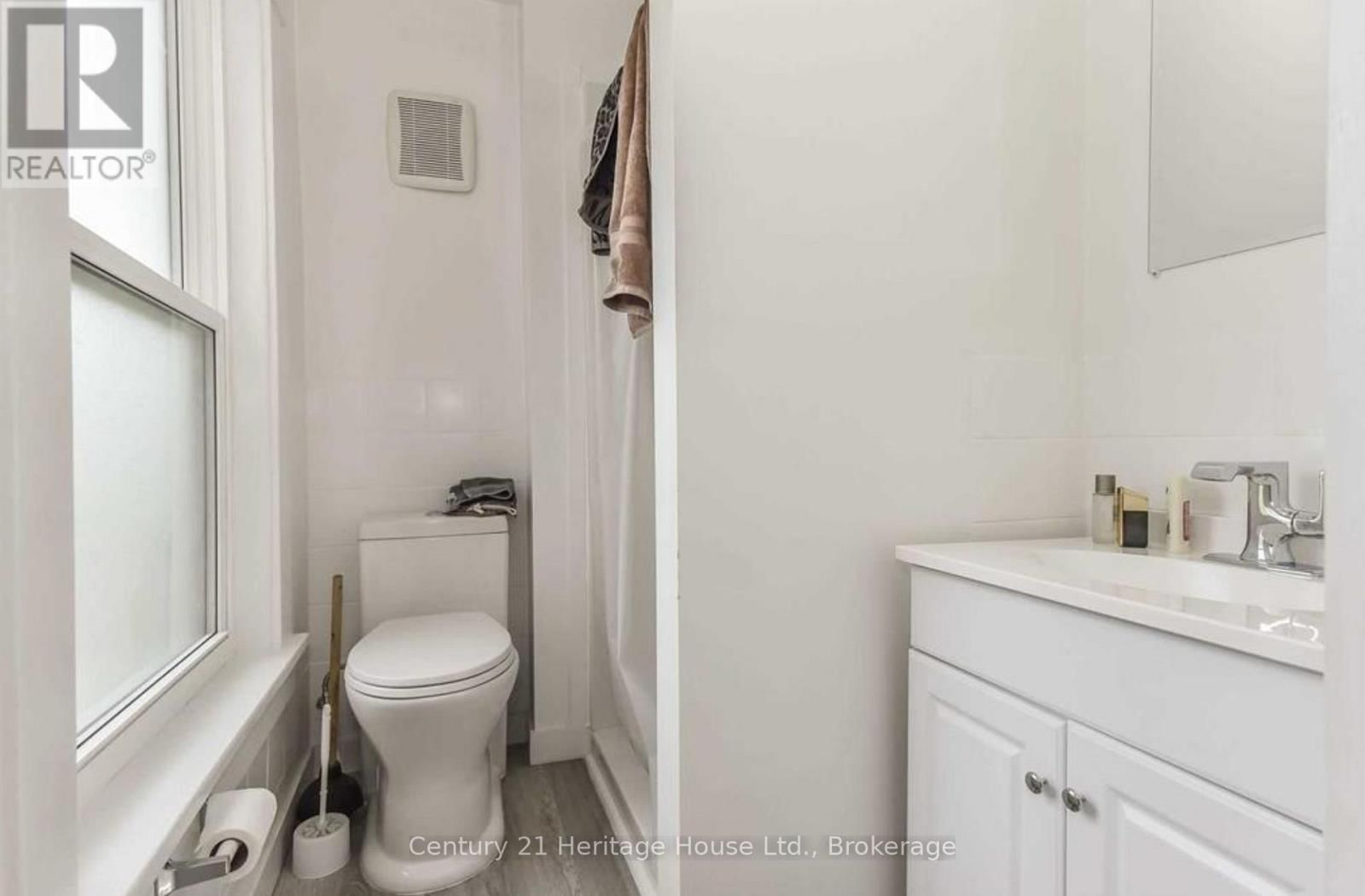 153 ST ANDREWS STREET Image 9