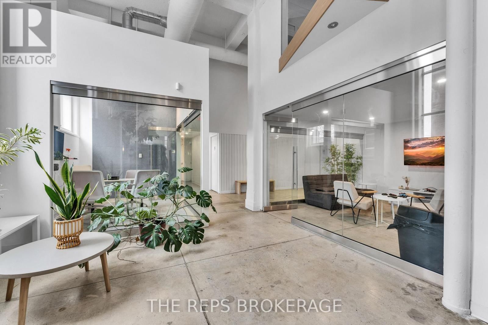 43-45 ECCLES STREET WEST Image 7