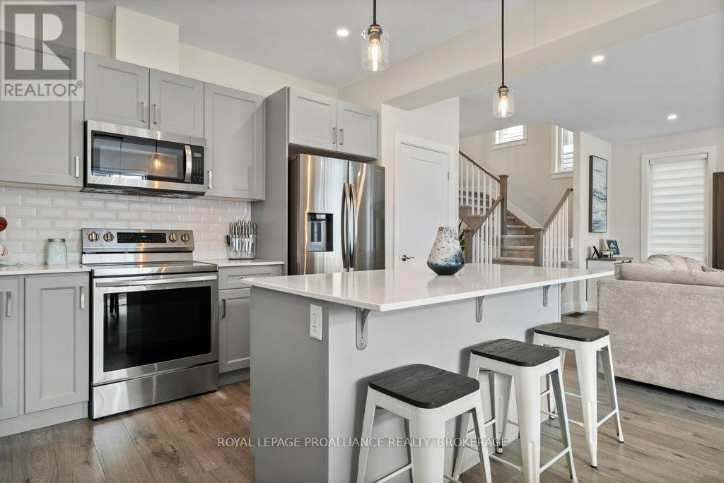 103 PEARCE STREET Image 15