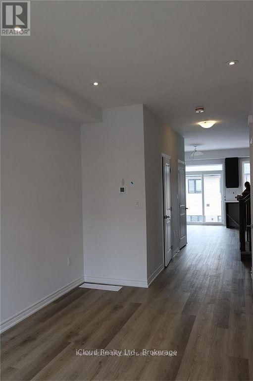 461 BLACKBURN DRIVE Image 4