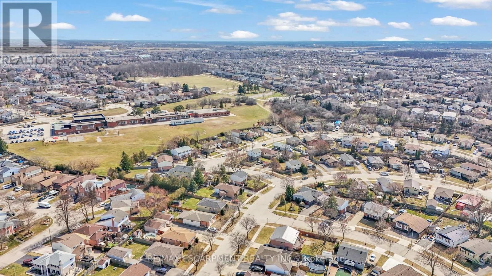 148 GORDON DRUMMOND AVENUE Image 45