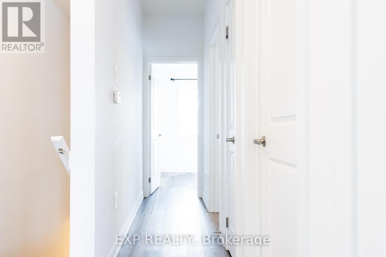 40 - 205 WEST OAK TRAIL Image 8