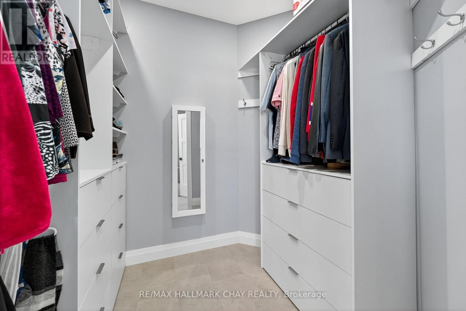 70 MONTREAL STREET Image 14