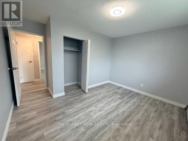 302 - 47 ORCHARD HEIGHTS DRIVE Image 6