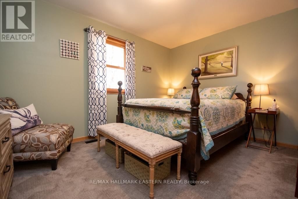 371-B GODOLPHIN ROAD Image 19