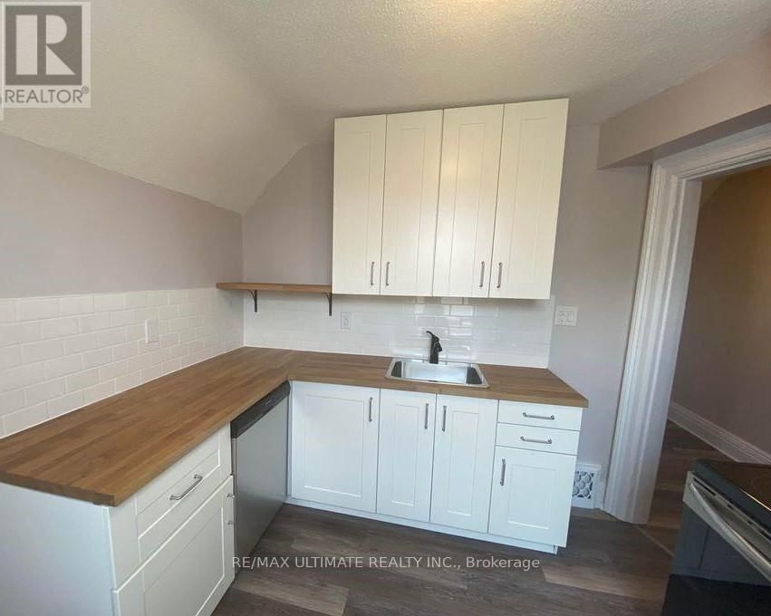 282 BRANT AVENUE NORTH Image 4