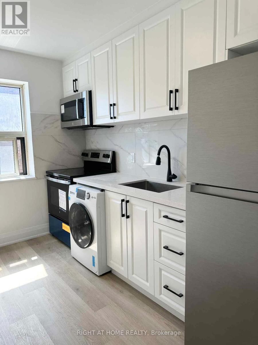 3 - 155 STINSON STREET Image 2