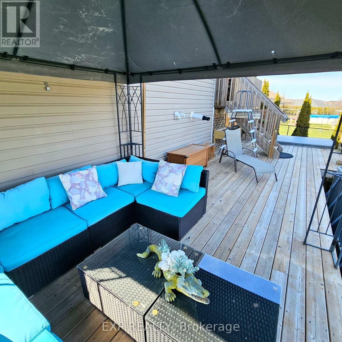 7 ROSEWOOD DRIVE Image 31