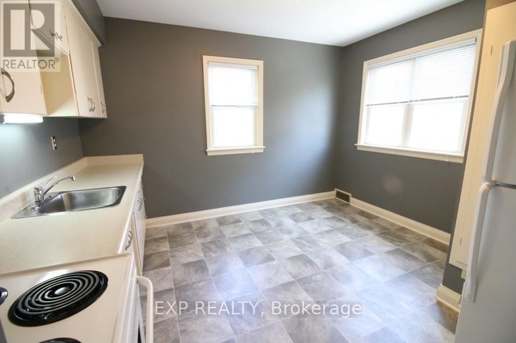 106 HAIG STREET Image 6