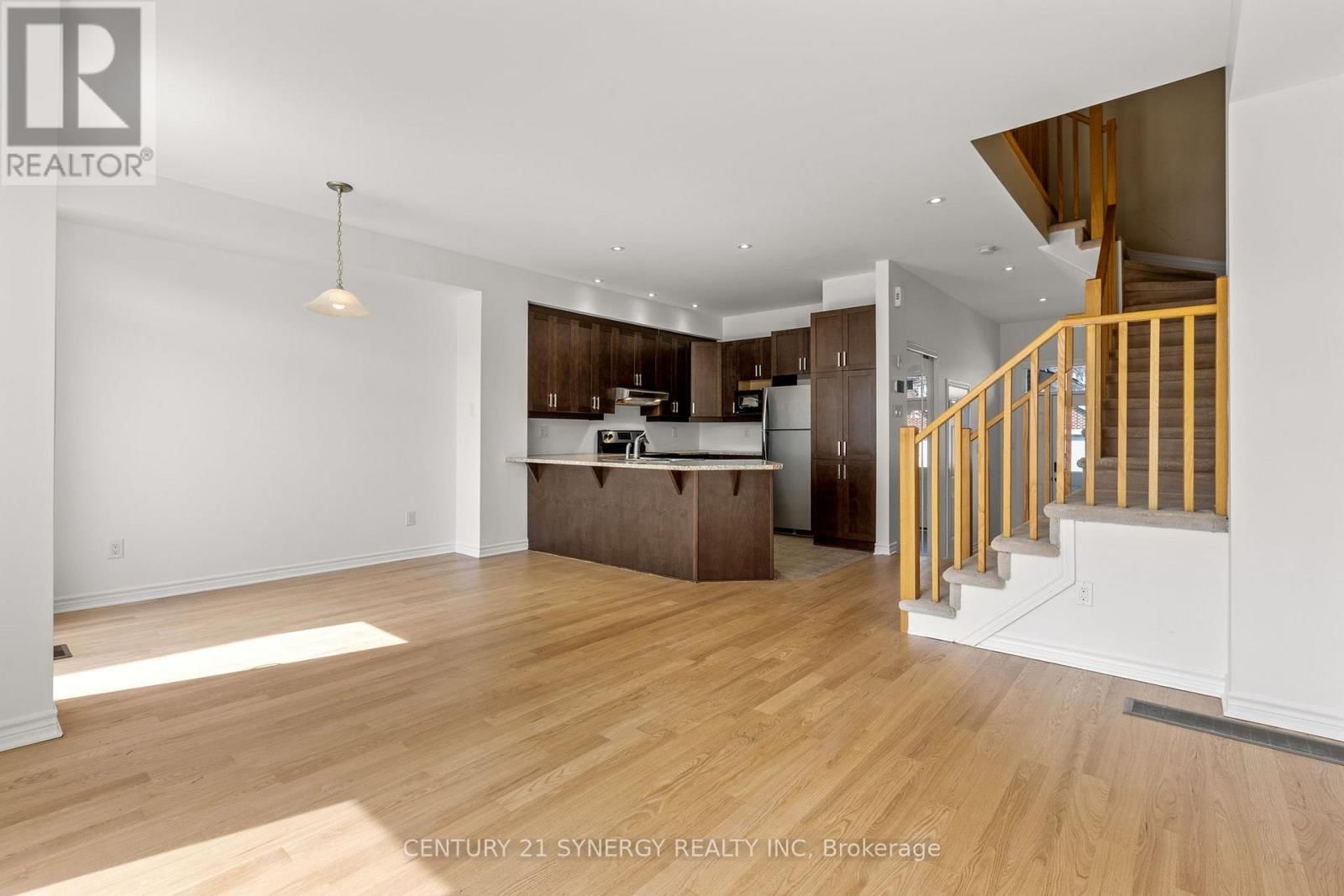 430 FOXHALL WAY Image 11