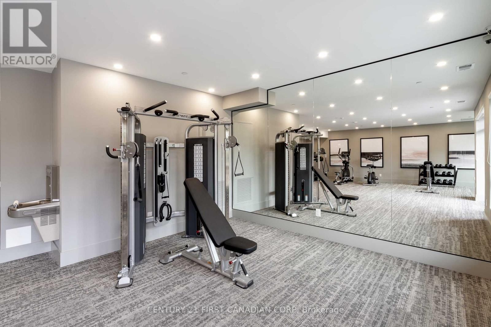 317 - 1975 FOUNTAIN GRASS DRIVE Image 22