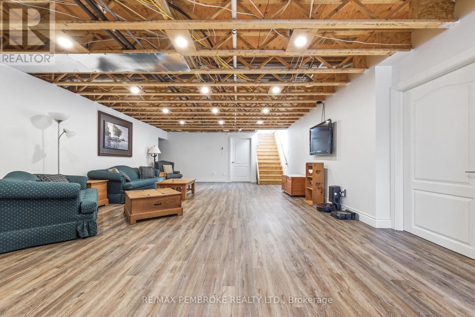 1034 RANTZ ROAD Image 27