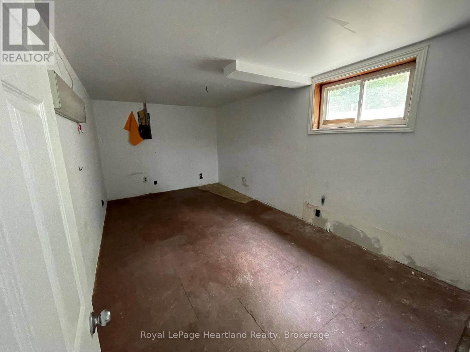 35791 BAYFIELD RIVER ROAD Image 25