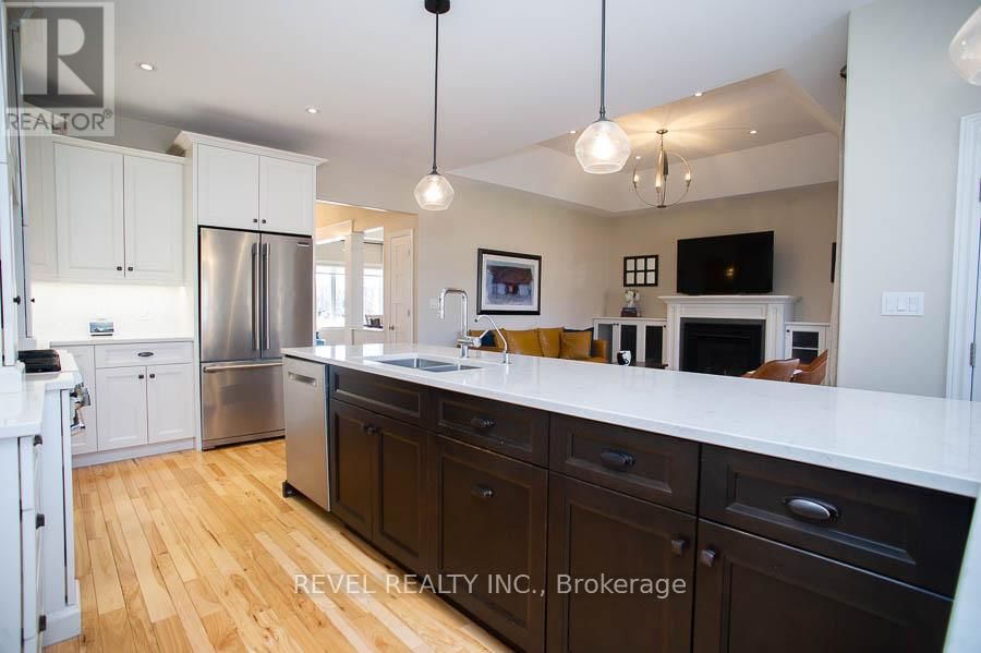 87 ALLANDALE CRESCENT Image 16