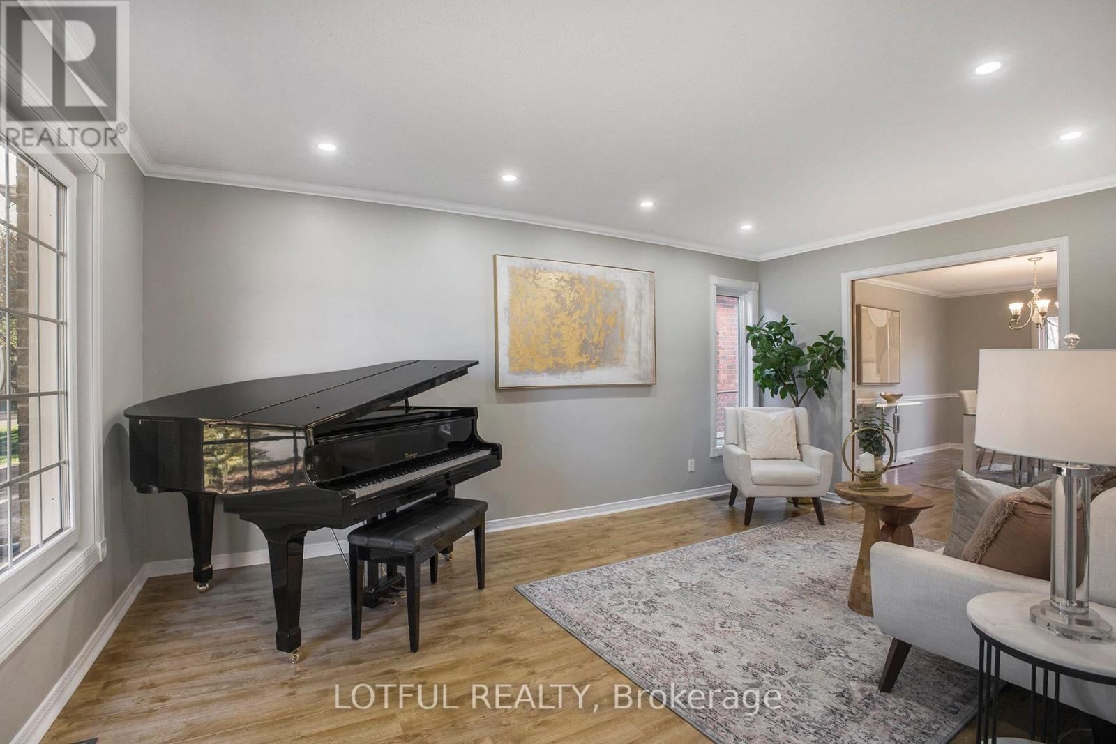 4 SPINDLE WAY Image 5