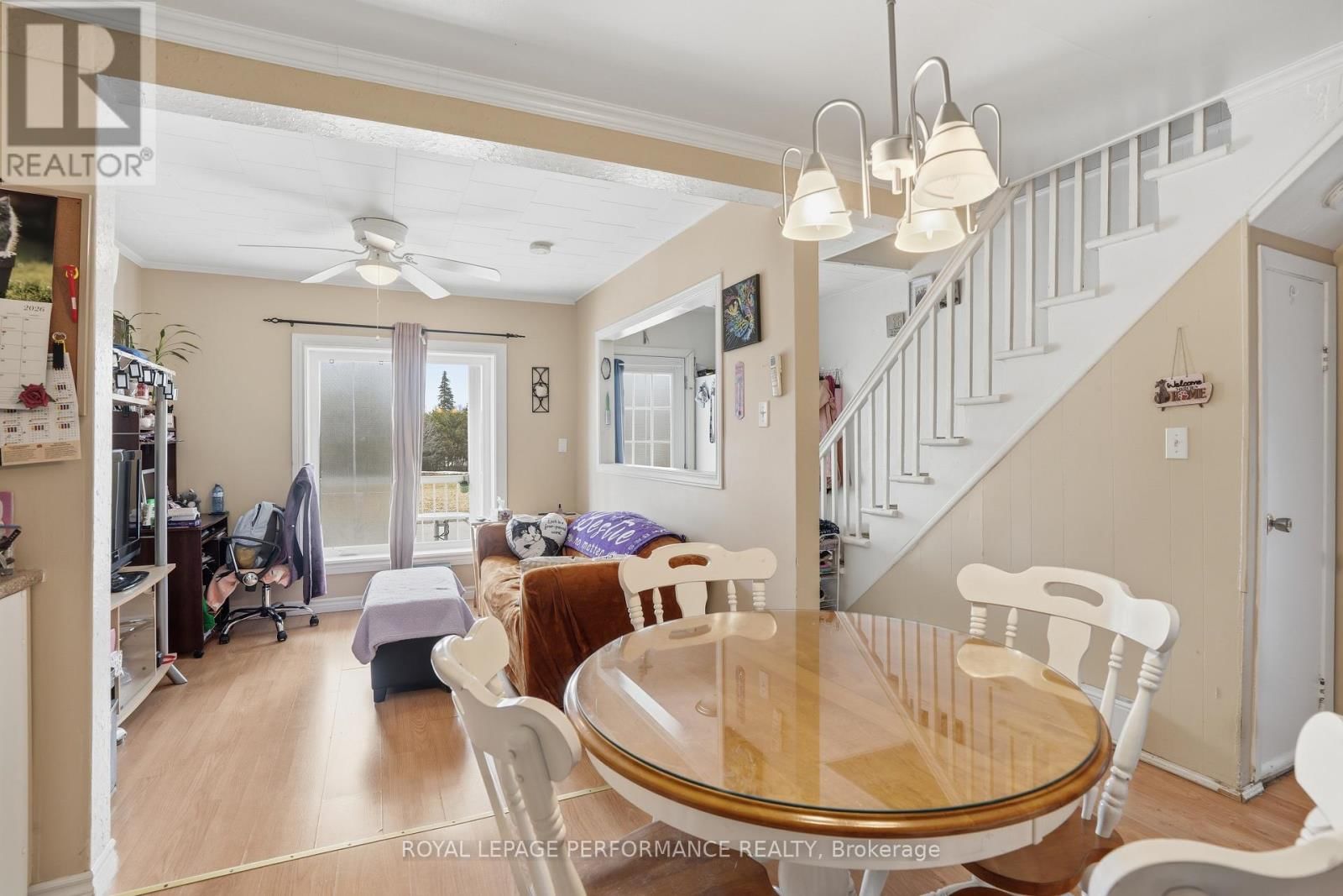 415-417 HIGGINSON STREET NORTH Image 20