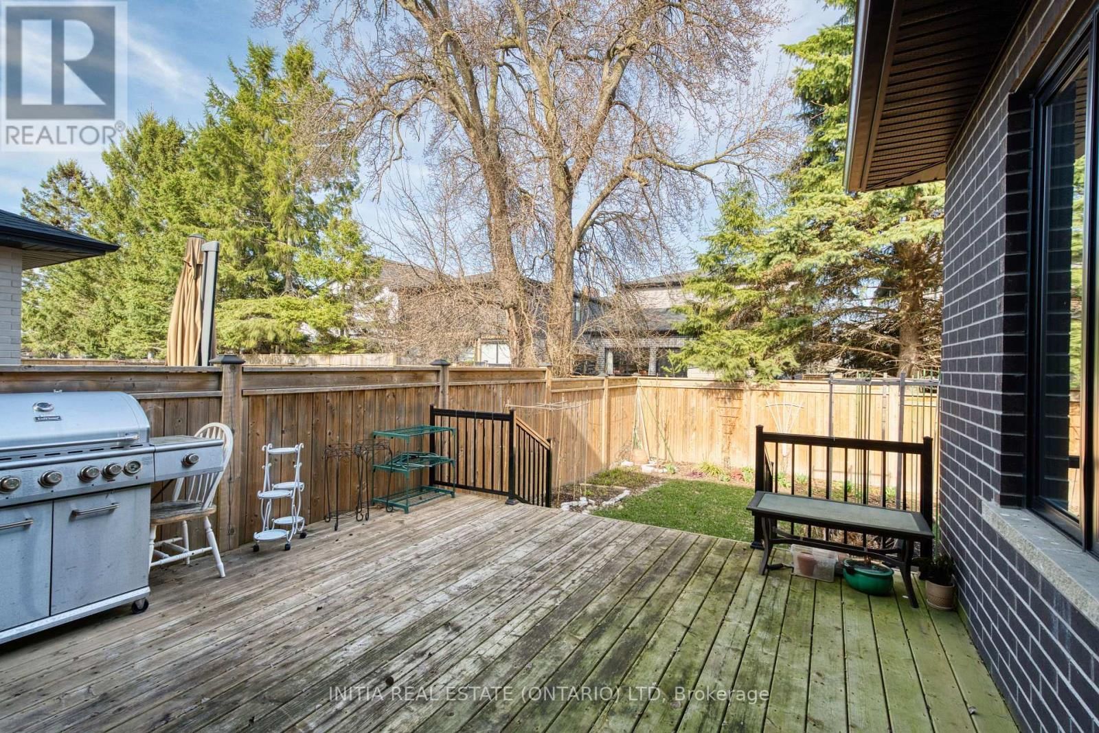 2403 TOKALA TRAIL Image 33