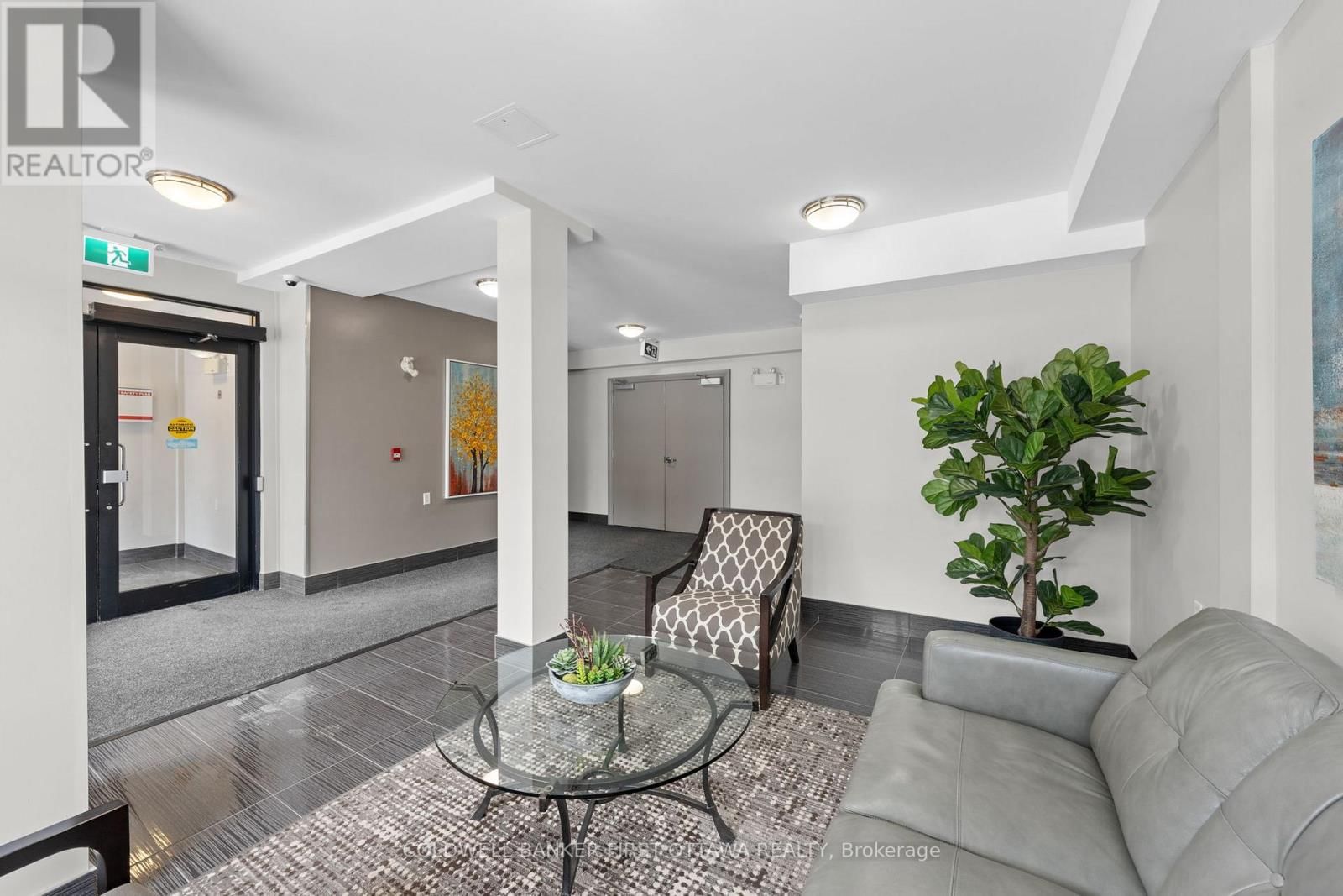 204 - 3684 FALLOWFIELD ROAD Image 6