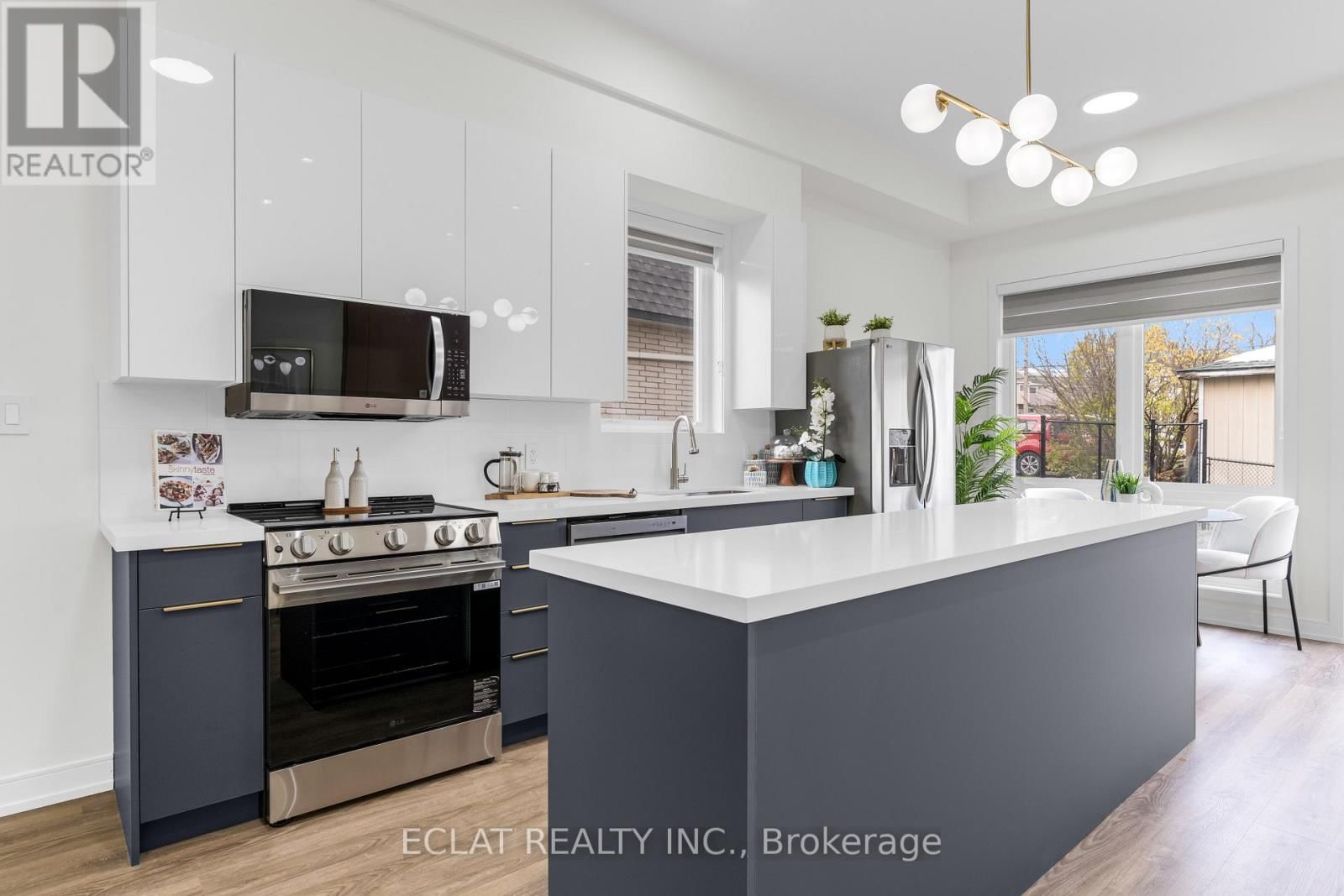 156 MILL STREET Image 11