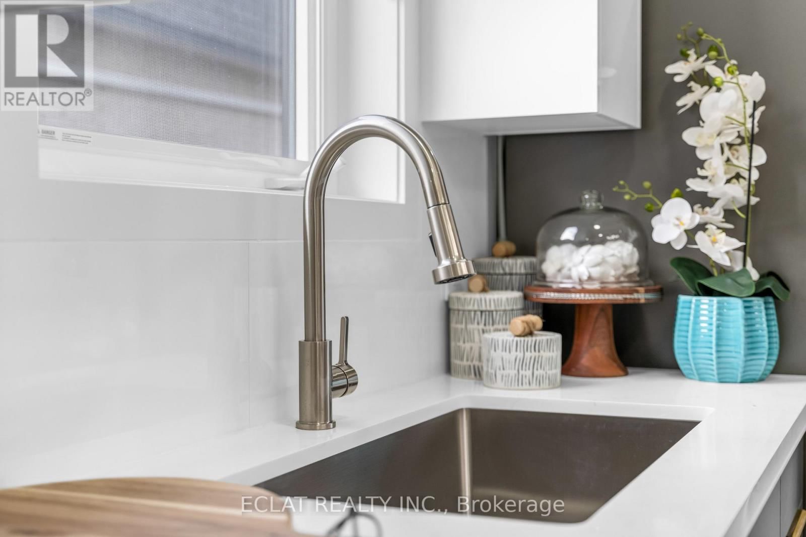 156 MILL STREET Image 42