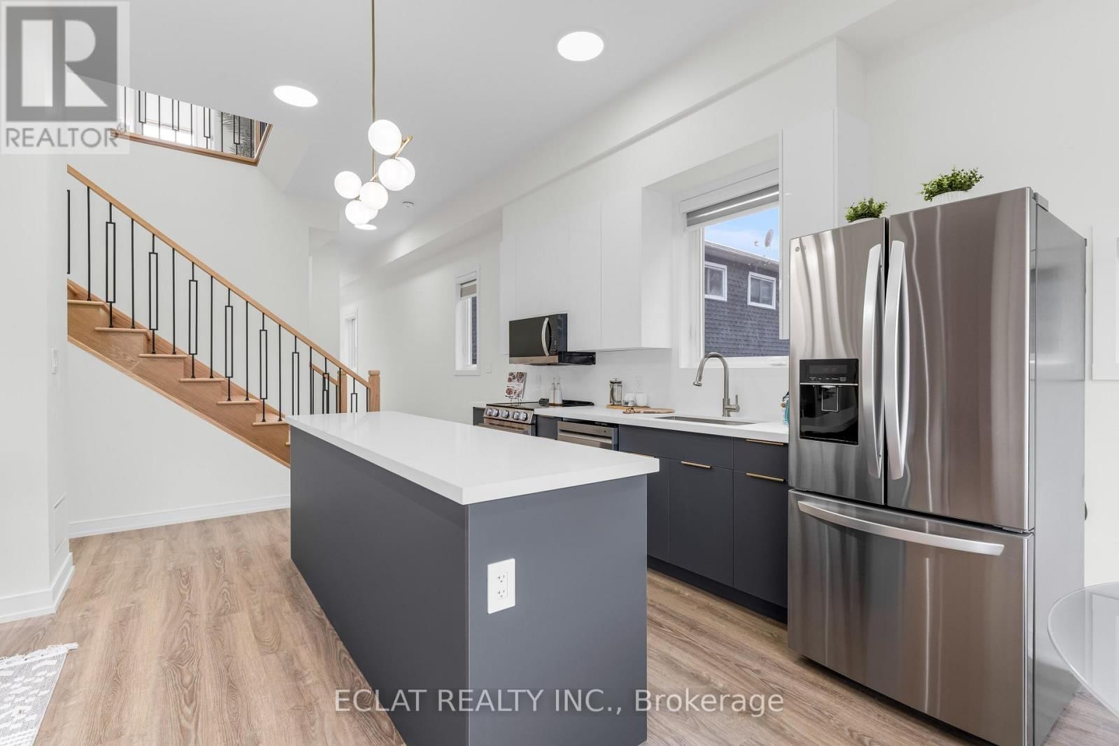 154 MILL STREET Image 13