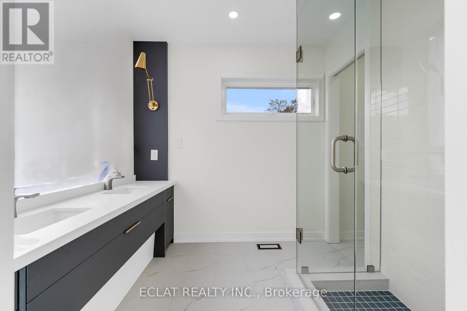 154 MILL STREET Image 3