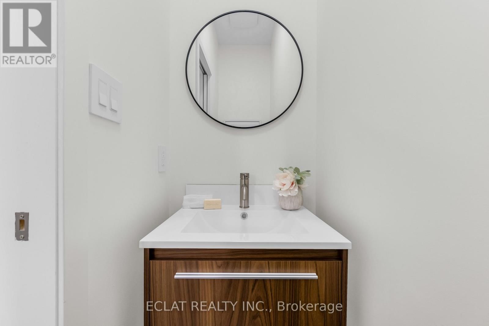 154 MILL STREET Image 34