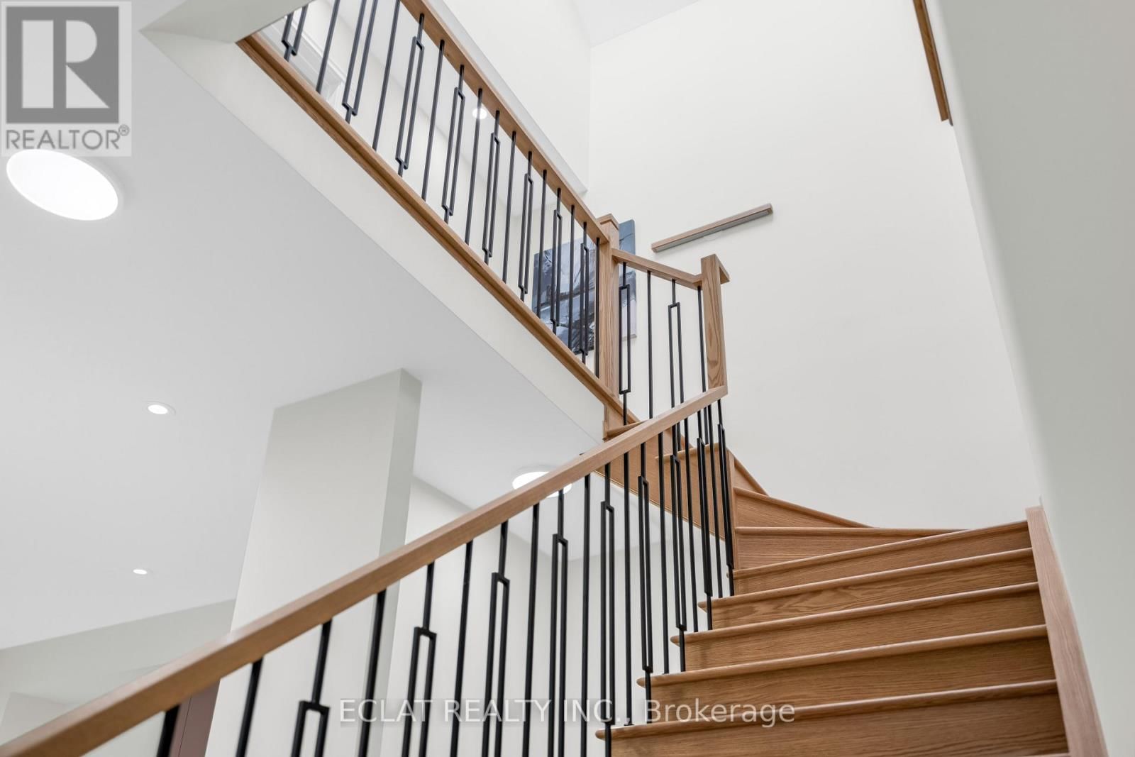 154 MILL STREET Image 39