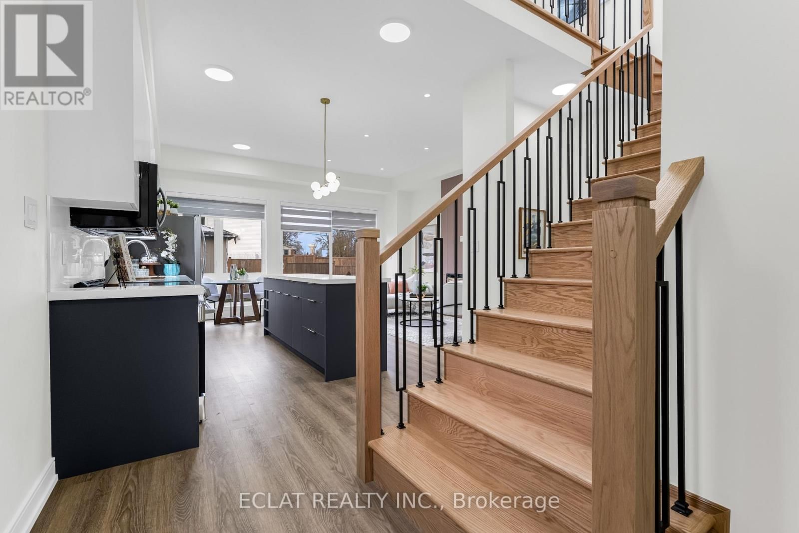 154 MILL STREET Image 4