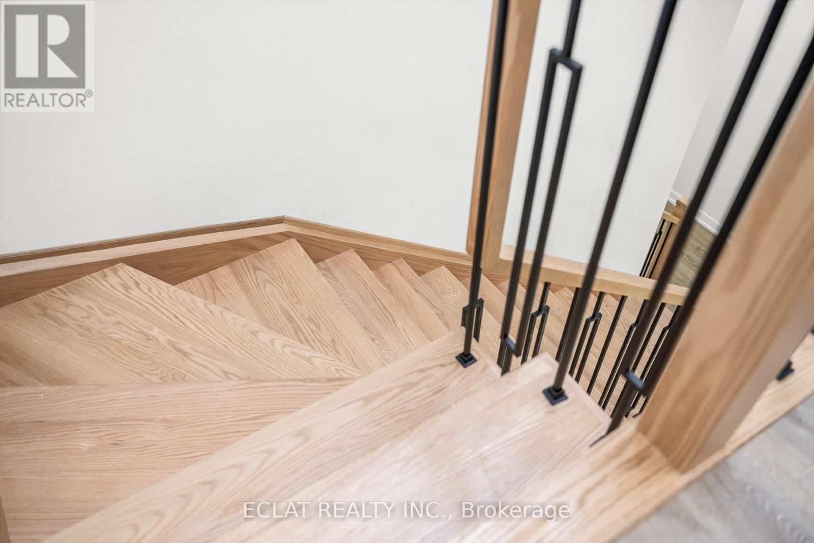 154 MILL STREET Image 45