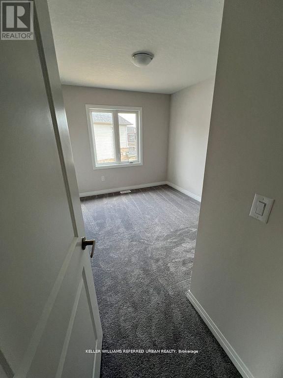 48 BLACKBURN STREET Image 31