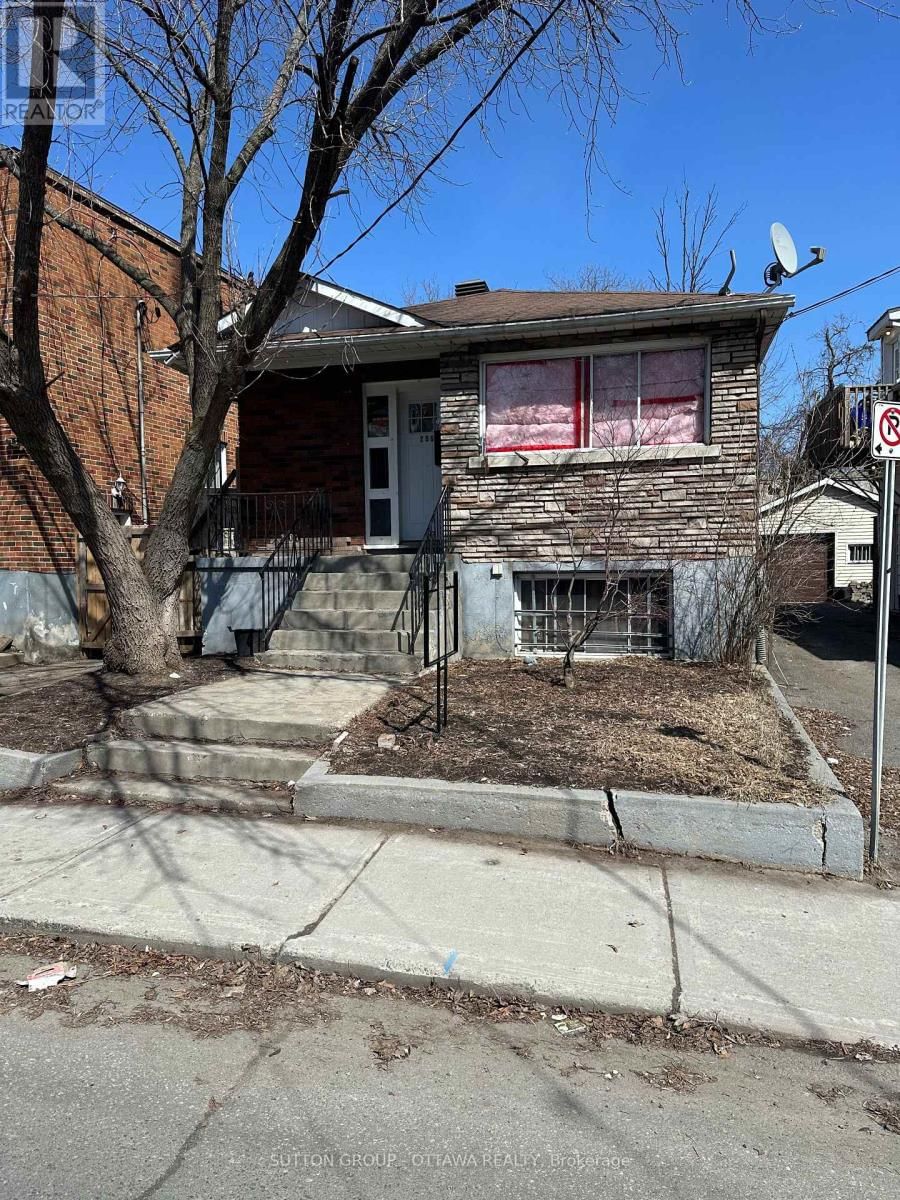 259 GRANVILLE STREET NORTH Image 1