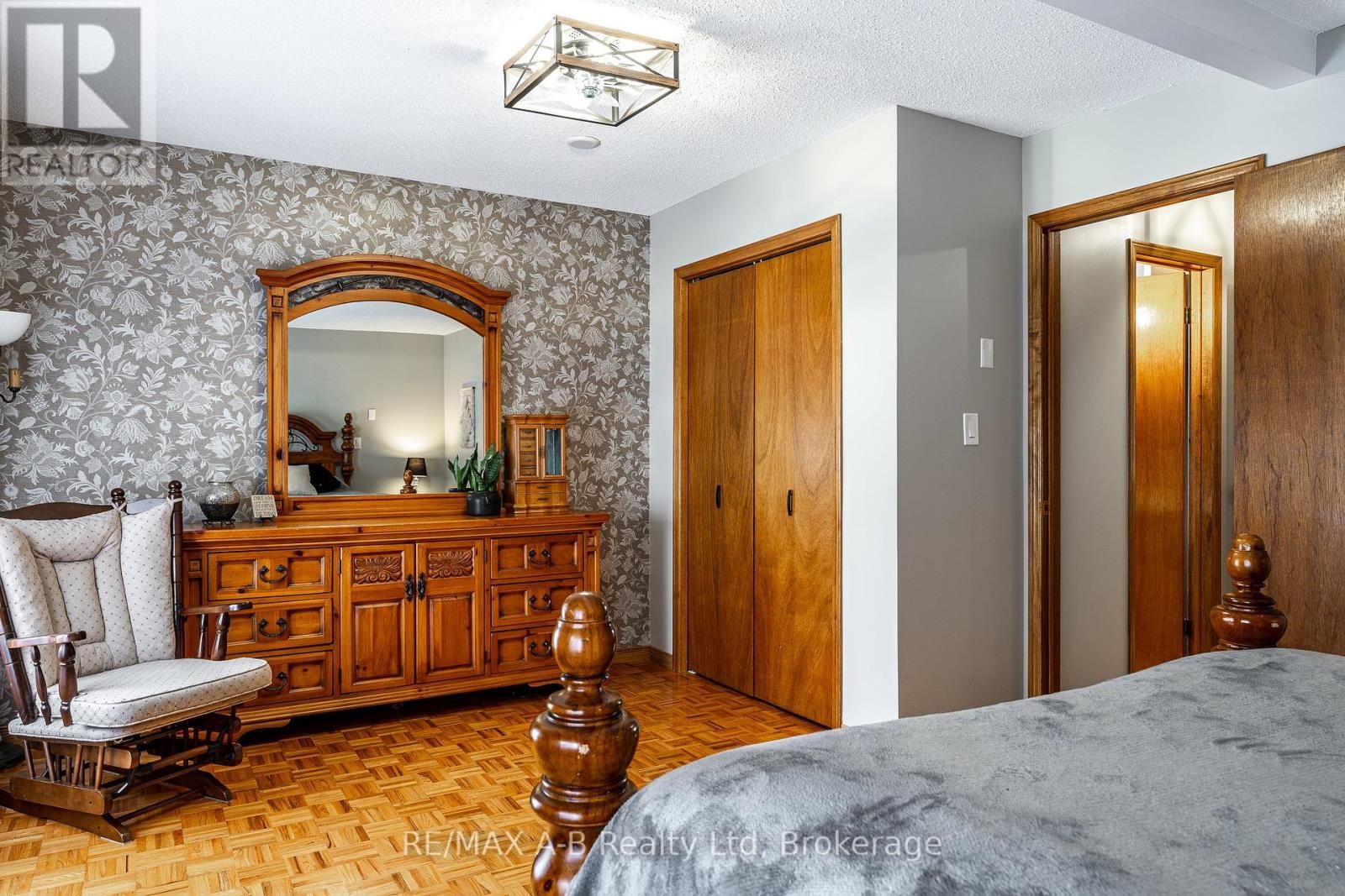 35 SPARLING CRESCENT Image 22