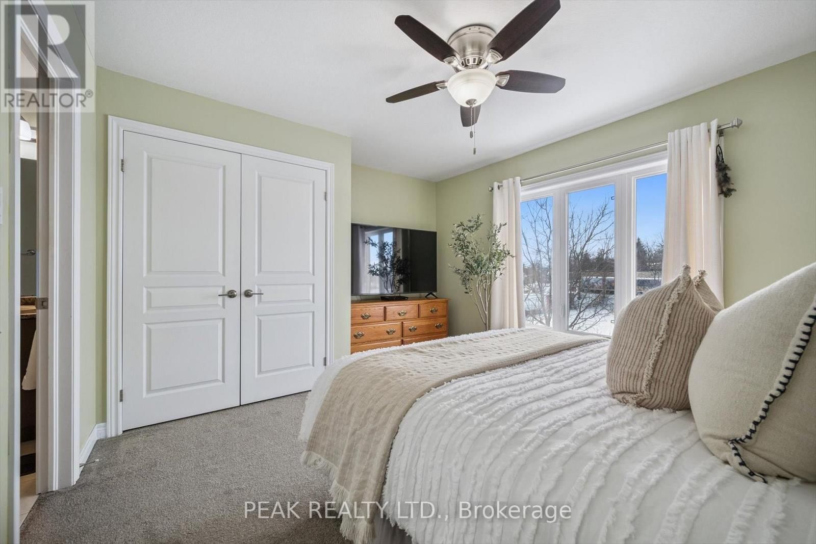 10 - 342 MILL STREET Image 24