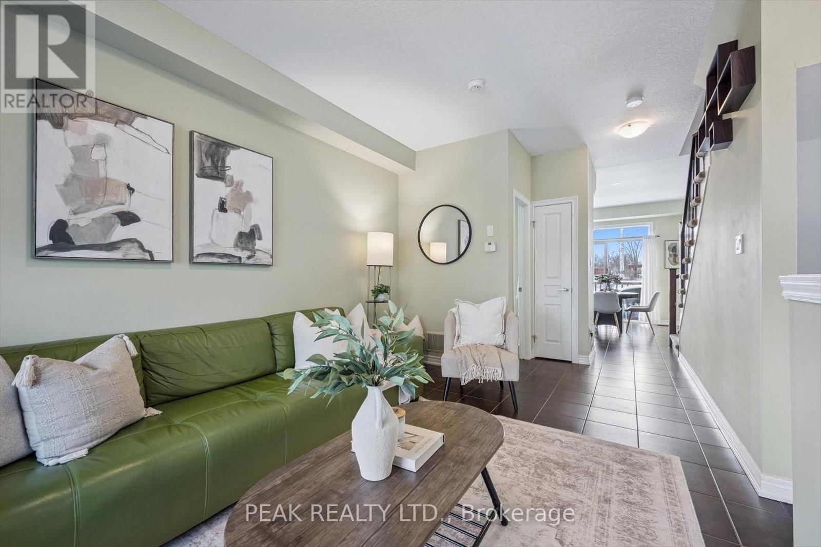 10 - 342 MILL STREET Image 8