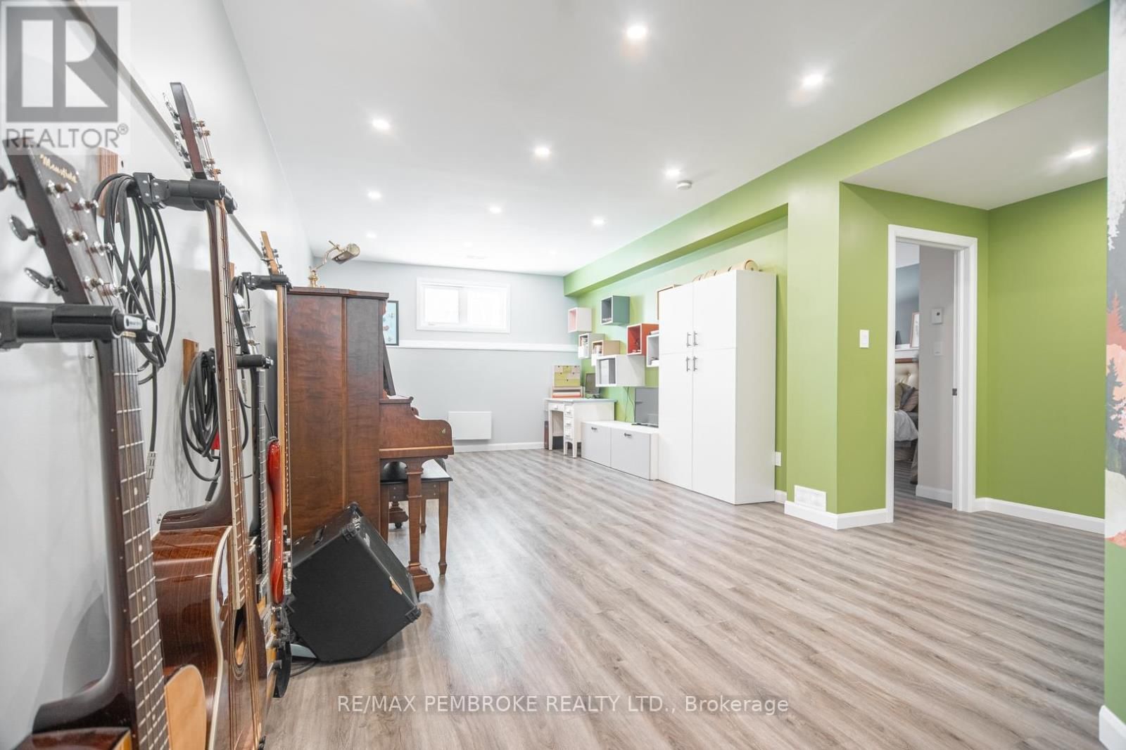 1007 BUTLER BOULEVARD Image 25