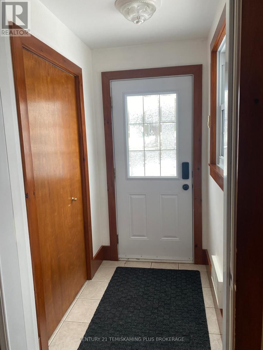 6739 HWY 11 N HIGHWAY Image 30