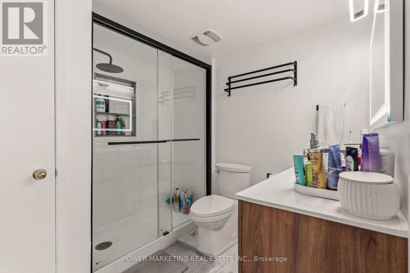 160 RUSHFORD PRIVATE Image 13